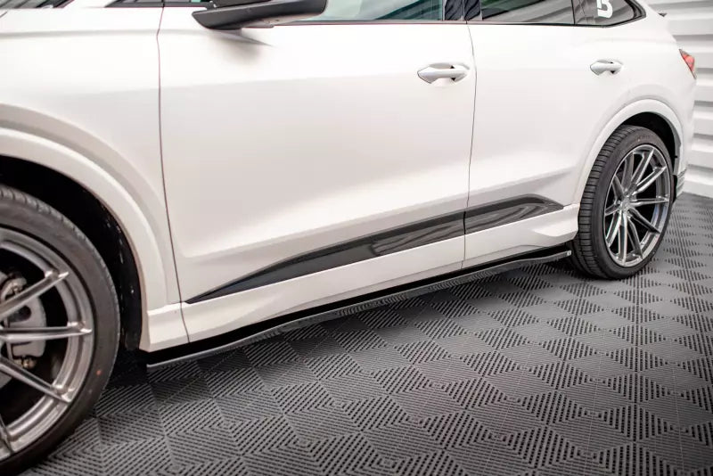 Maxton Design Seitenschweller (Paar) für Audi Q4 e-tron Sportback Mk1 Hochglanz schwarz – Ansicht 1