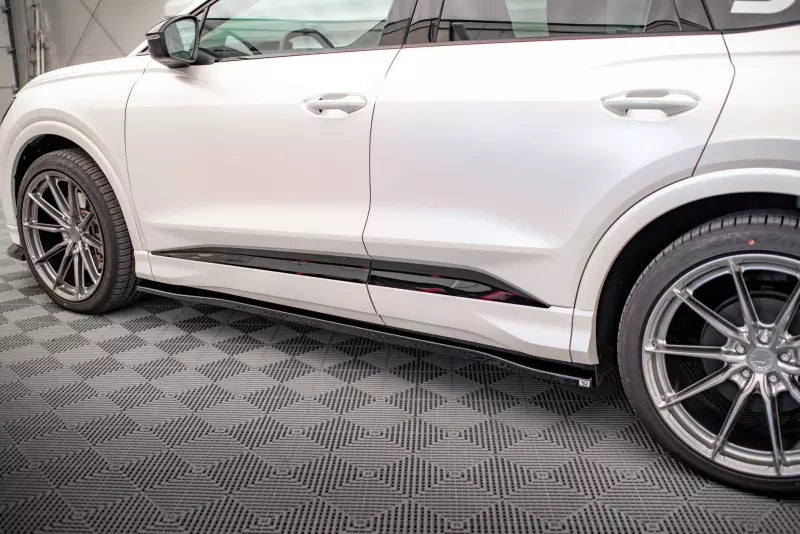 Maxton Design Seitenschweller (Paar) für Audi Q4 e-tron Sportback Mk1 Hochglanz schwarz – Ansicht 3