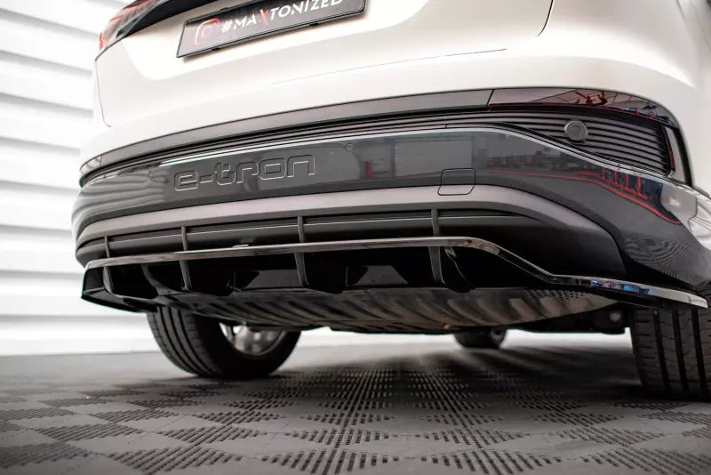 Maxton Design Heckdiffusor DTM Look fürAudi Q4 e-tron Sportback Mk1 Hochglanz schwarz – Ansicht 1