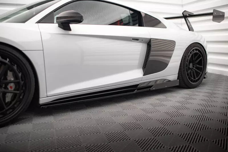 Maxton Design Seitenschweller (Paar) V.2 mit Flaps für Audi R8 Mk2 Facelift Hochglanz schwarz – Ansicht 1