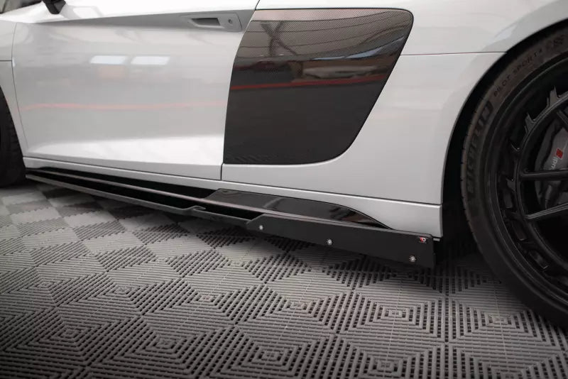 Maxton Design Seitenschweller (Paar) V.2 mit Flaps für Audi R8 Mk2 Facelift Hochglanz schwarz – Ansicht 3