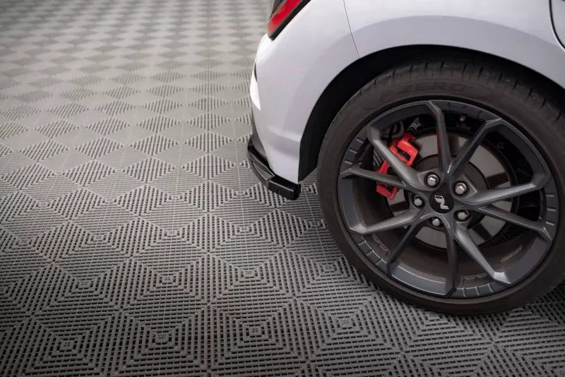 Maxton Design Diffusor Flaps für Hyundai Kona Mk1 Hochglanz schwarz – Ansicht 3
