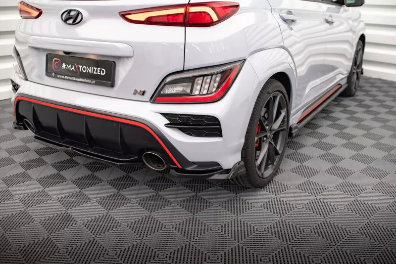 Maxton Design Diffusor Flaps V.2 für Hyundai Kona Mk1 Hochglanz schwarz – Ansicht 1