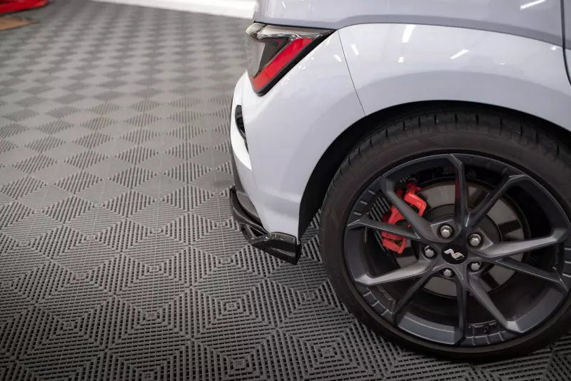 Maxton Design Diffusor Flaps V.2 für Hyundai Kona Mk1 Hochglanz schwarz – Ansicht 3