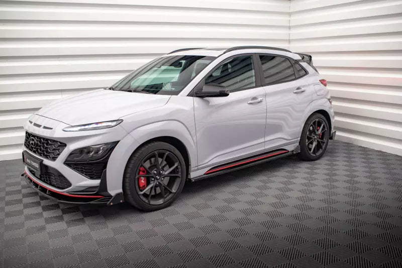 Maxton Design Seitenschweller (Paar) mit Flaps für Hyundai Kona N Mk1 Hochglanz schwarz – Ansicht 3