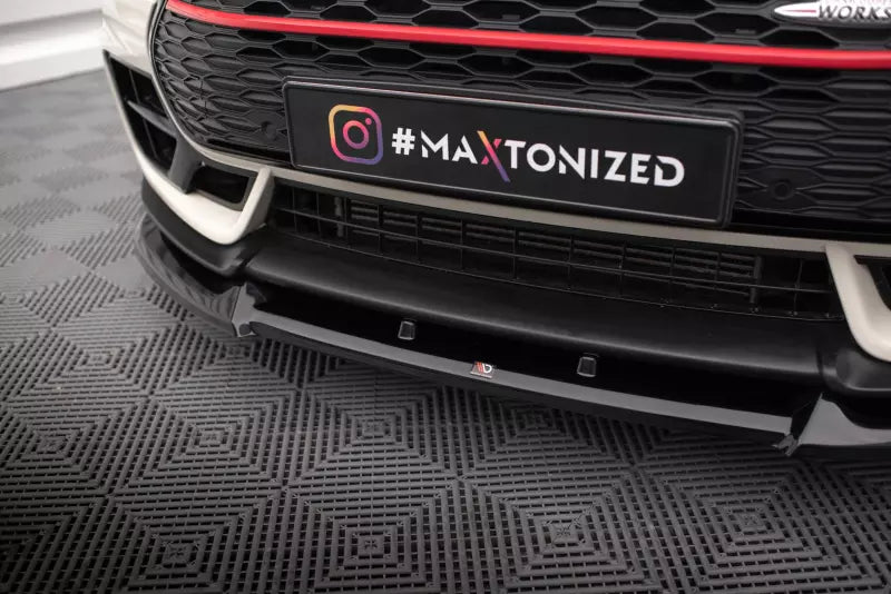 Maxton Design Frontlippe V.1 für Mini Cooper Clubman John Cooper Works F54 Facelift Hochglanz schwarz – Ansicht 3