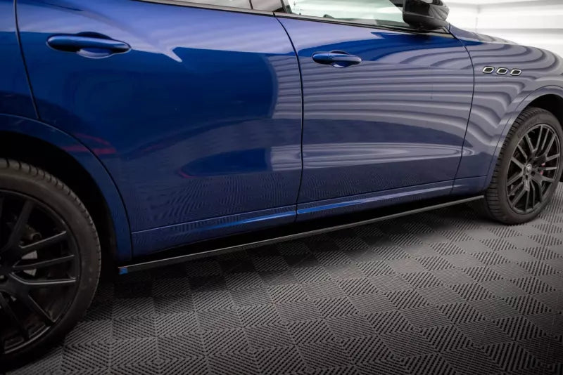 Maxton Design Seitenschweller (Paar) für Maserati Levante GTS Mk1 Hochglanz schwarz – Ansicht 2