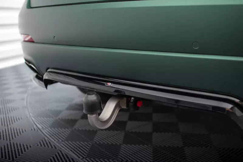 Maxton Design Heckdiffusor DTM Look für Maserati Levante Mk1 Hochglanz schwarz – Ansicht 2