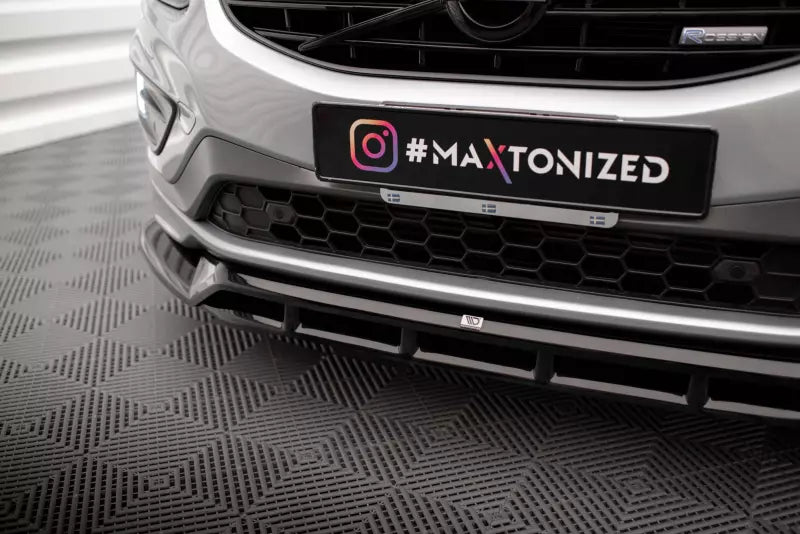 Maxton Design Frontlippe für Volvo XC60 R-Design Mk1 Facelift 2013-2017Hochglanz schwarz – Ansicht 3