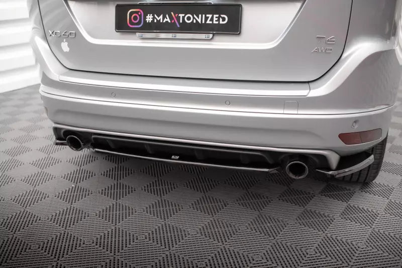 Maxton Design Heckdiffusor für Volvo XC60 R-Design Mk1 Facelift 2013-2017 Hochglanz schwarz – Ansicht 2