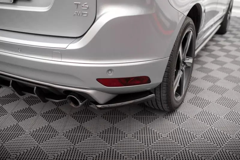 Maxton Design Diffusor Flaps für Volvo XC60 R-Design Mk1 Facelift 2013-2017 Hochglanz schwarz – Ansicht 1