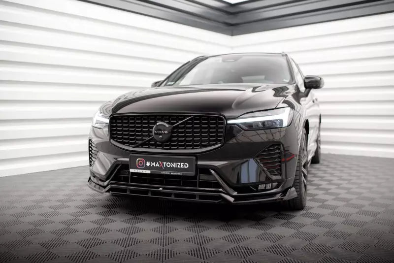 Maxton Design Frontlippe für Volvo XC60 R-Design Mk2 Facelift 2021-Hochglanz schwarz – Ansicht 1