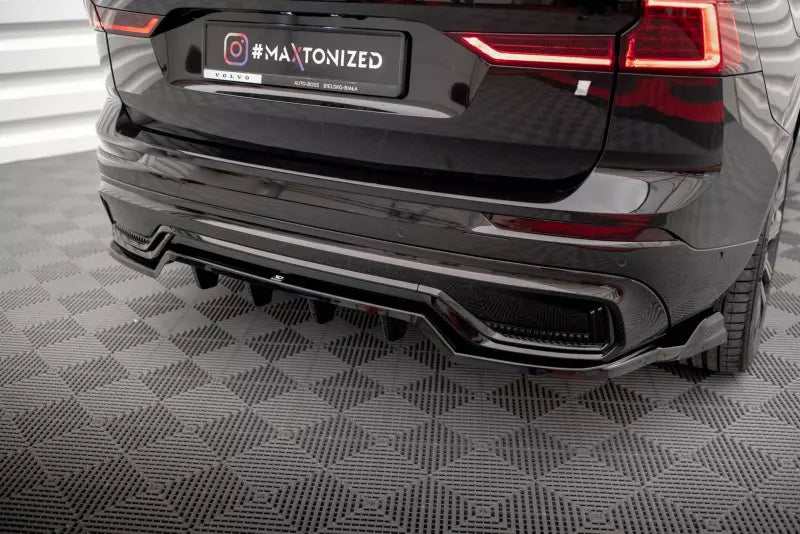 Maxton Design Heckdiffusor DTM Look für Volvo XC60 R-Design Mk2 Facelift 2021- Hochglanz schwarz – Ansicht 2