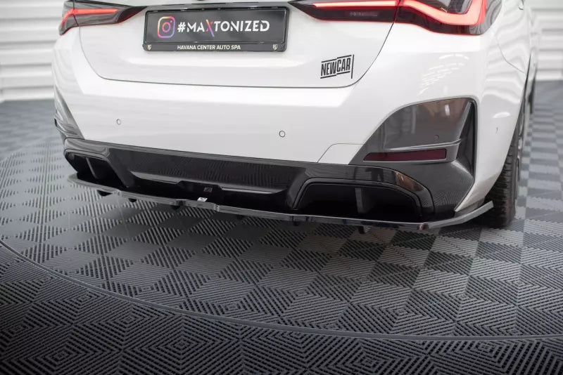 Maxton Design Heckdiffusor DTM Look fürBMW i4 M-Paket G26 Hochglanz schwarz – Ansicht 1