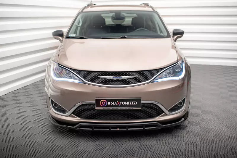 Maxton Design Frontlippe für Chrysler Pacifica Mk2 Hochglanz schwarz – Ansicht 2