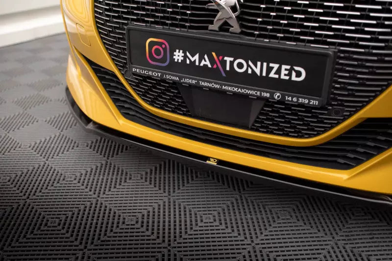 Maxton Design Frontlippe V.2 für Peugeot 208 GT Mk2 Hochglanz schwarz – Ansicht 3