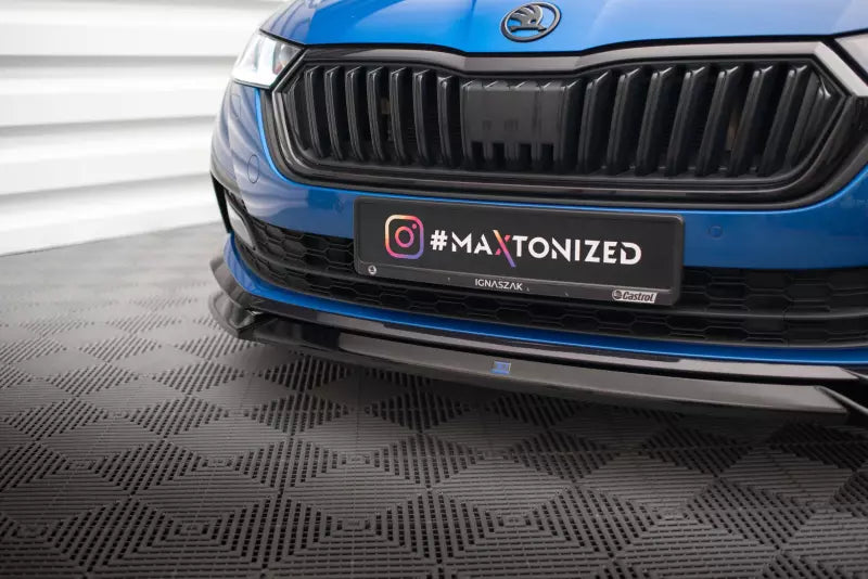 Maxton Design Frontlippe V.2 für Skoda Octavia Sportline Mk4 Hochglanz schwarz – Ansicht 3