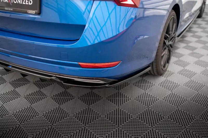 Maxton Design Heckdiffusor DTM Look für Skoda Octavia Sportline Mk4 Hochglanz schwarz – Ansicht 2