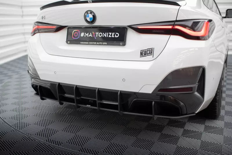 Maxton Design Street Pro Heckdiffusor für BMW i4 M-Paket G26 – Ansicht 4