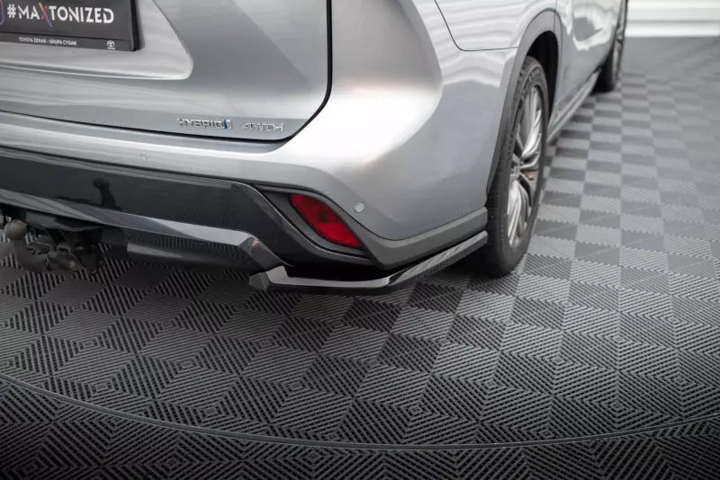 Maxton Design Diffusor Flaps für Toyota Highlander Mk4 Hochglanz schwarz – Ansicht 1