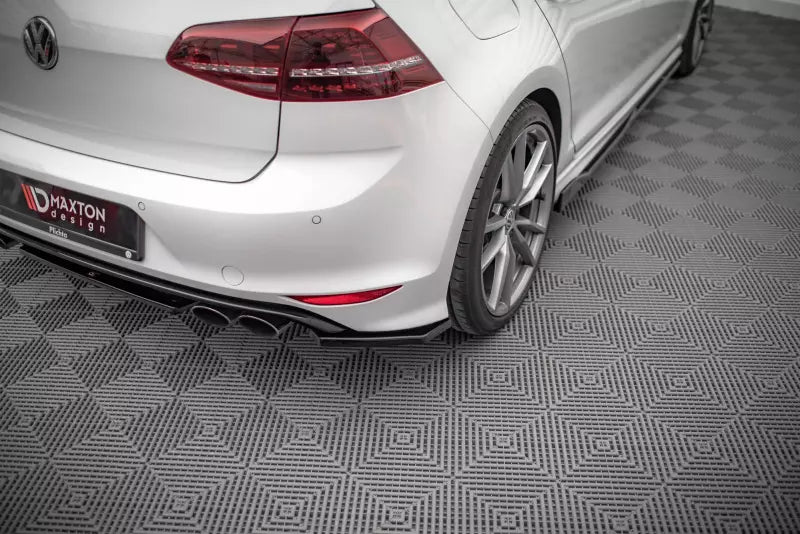 Maxton Design Diffusor Flaps V.3 für Volkswagen Golf 7 R Hochglanz schwarz – Ansicht 1