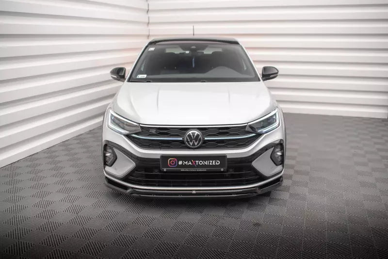 Maxton Design Frontlippe für Volkswagen Taigo R-Line Mk1 Hochglanz schwarz – Ansicht 2