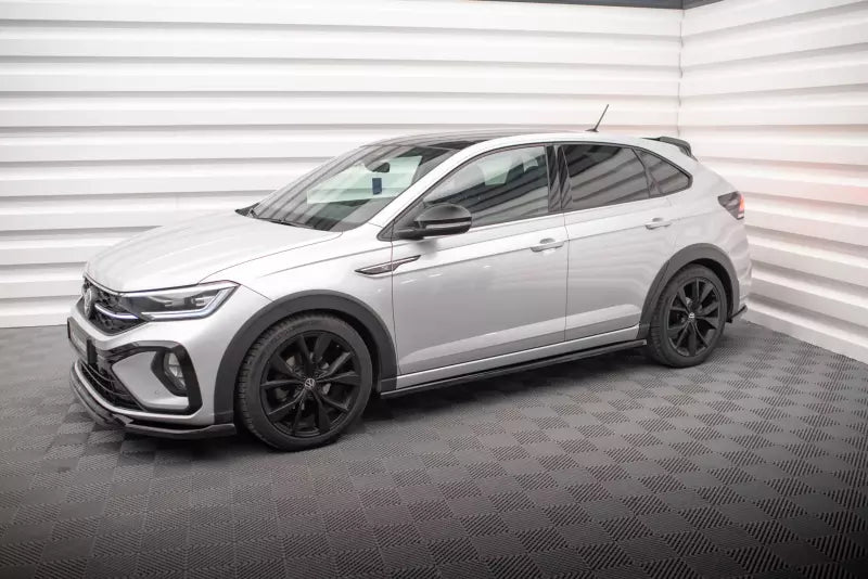 Maxton Design Seitenschweller (Paar) für VW Taigo R-Line Mk1 Hochglanz schwarz – Ansicht 2