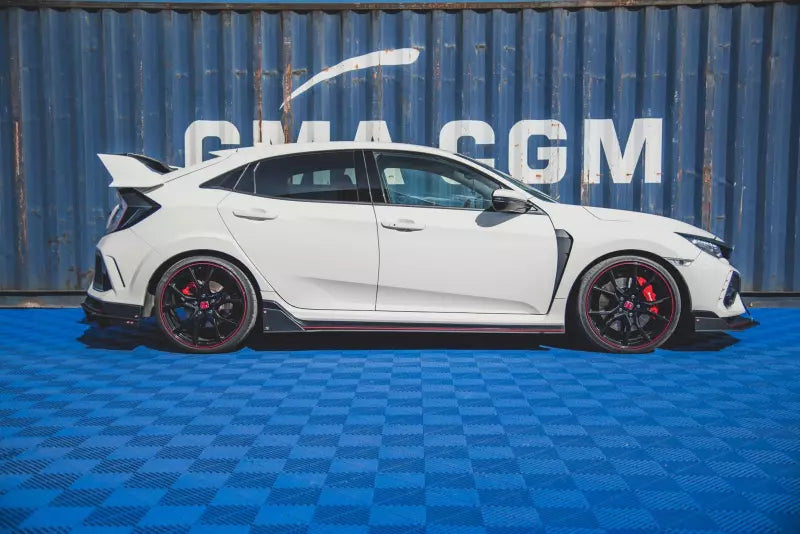 Maxton Design Street Pro Seitenschweller (Paar) V.2 für Honda Civic Type-R (FK8) – Ansicht 3