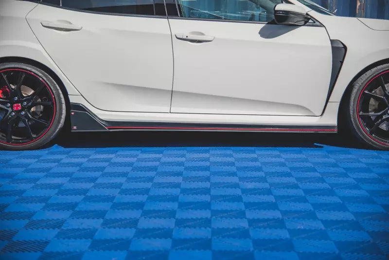 Maxton Design Street Pro Seitenschweller (Paar) V.2 für Honda Civic Type-R (FK8) – Ansicht 4
