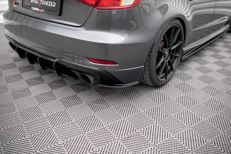 Maxton Design Street Pro Diffusor Flaps für Audi S3 Sportback 8V Facelift – Ansicht 1