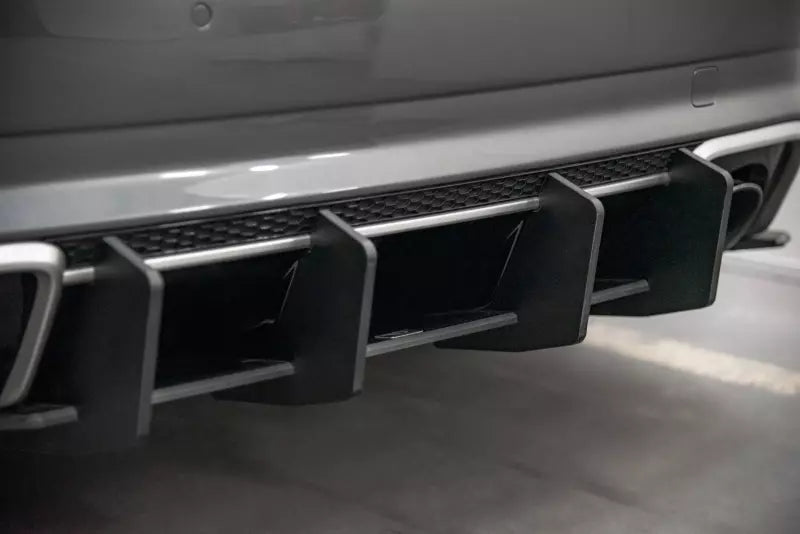 Maxton Design Street Pro Heckdiffusor V.4 für Audi RS3 8V Sportback – Ansicht 3