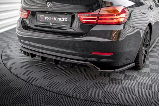 Maxton Design mittlerer Heckdiffusor für BMW 4er Grand Coupe F36 Hochglanz schwarz – Ansicht 1