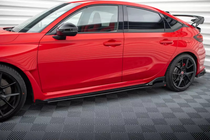 Maxton Design Street Pro Seitenschweller (Paar) für Honda Civic Type-R Mk 11 schwarz matt mit Hochglanz Flaps – Ansicht 1
