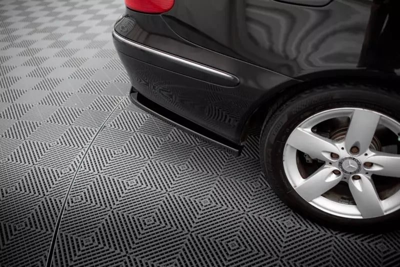 Maxton Design Diffusor Flaps V.2 für Mercedes-Benz CLK W209 Hochglanz schwarz – Ansicht 2
