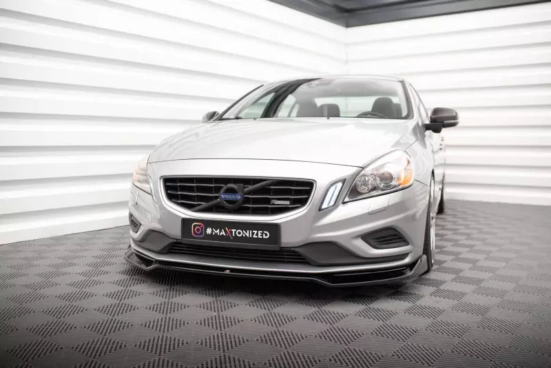 Maxton Design Frontlippe V.2 für Volvo S60 R-Design Mk2 Hochglanz schwarz – Ansicht 1