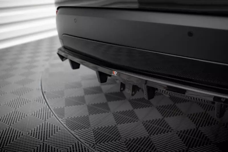 Maxton Design mittlerer Heckdiffusor DTM Look für Land Rover Discovery HSE Mk5 Hochglanz schwarz – Ansicht 3