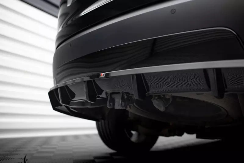 Maxton Design mittlerer Heckdiffusor DTM Look für Land Rover Discovery HSE Mk5 Hochglanz schwarz – Ansicht 4