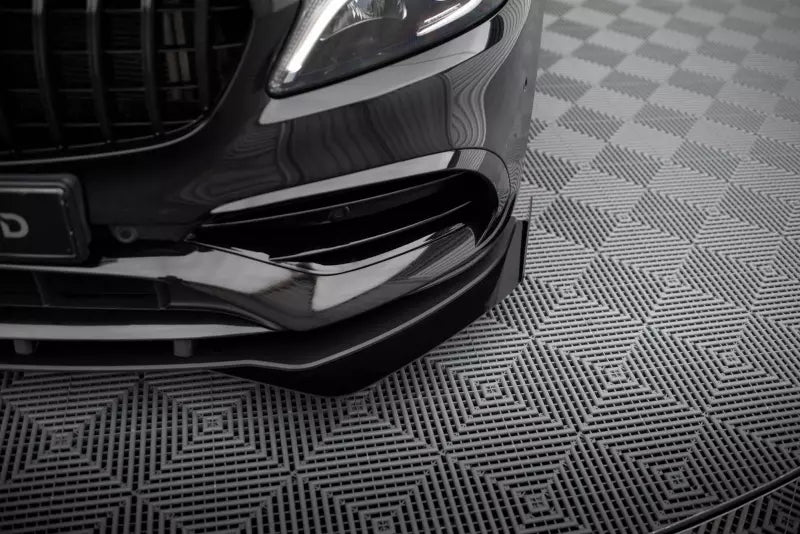Maxton Design Street Pro Frontlippen Flaps für Mercedes A AMG-Line W176 Facelift Hochglanz schwarz – Ansicht 3