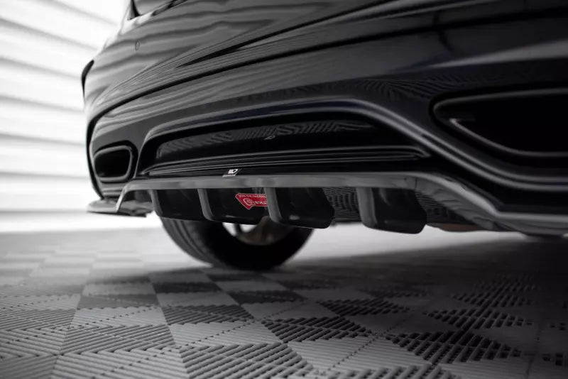 Maxton Design mittlerer Heckdiffusor DTM Look für Mercedes A AMG-Line W176 Facelif Hochglanz schwarz – Ansicht 2