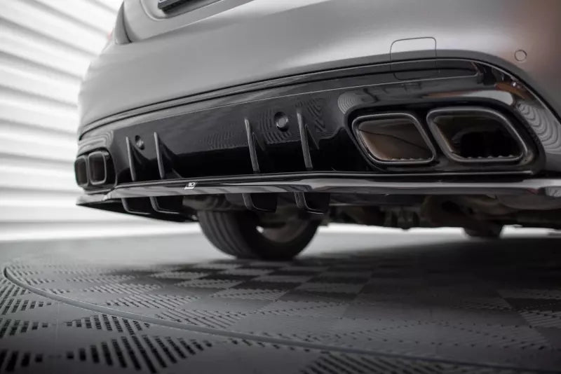 Maxton Design mittlerer Heckdiffusor DTM Look für Mercedes C63 Limousine / Kombi W205 Facelift Hochglanz schwarz – Ansicht 3