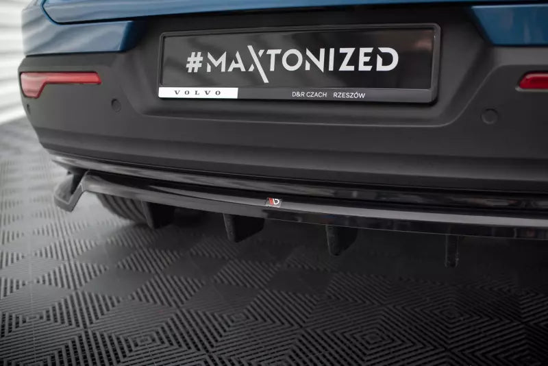 Maxton Design mittlerer Heckdiffusor DTM Look für Volvo C40 Mk1 Hochglanz schwarz – Ansicht 3