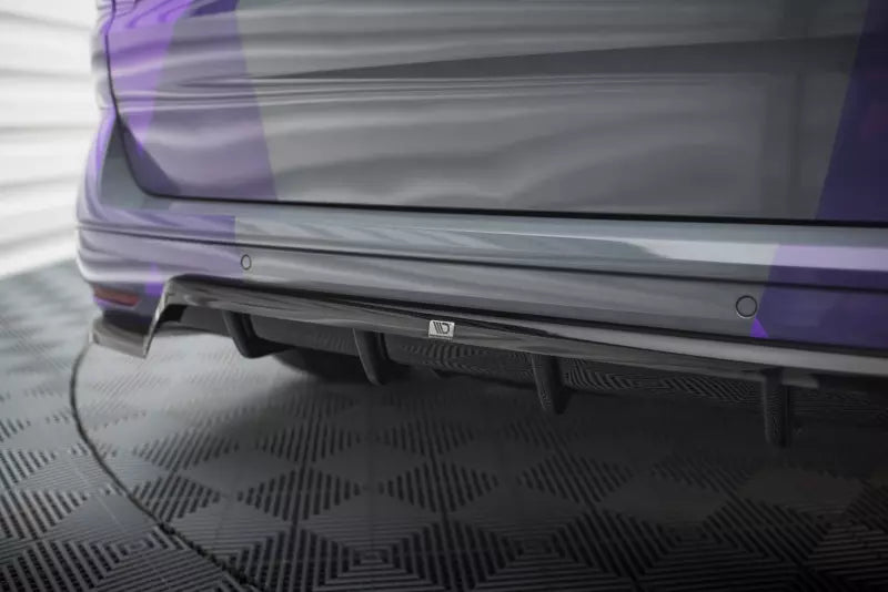 Maxton Design mittlerer Heckdiffusor DTM Look für Volkswagen Multivan T7 Hochglanz schwarz – Ansicht 2