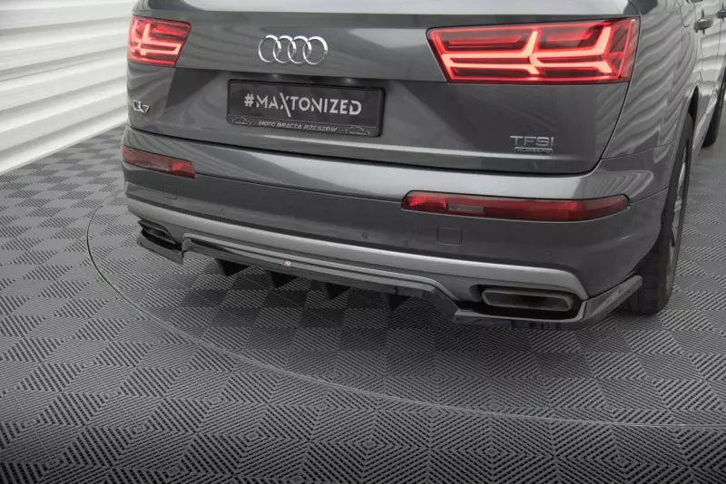 Maxton Design mittlerer Heckdiffusor DTM Look für Audi Q7 Mk2 Hochglanz schwarz – Ansicht 1