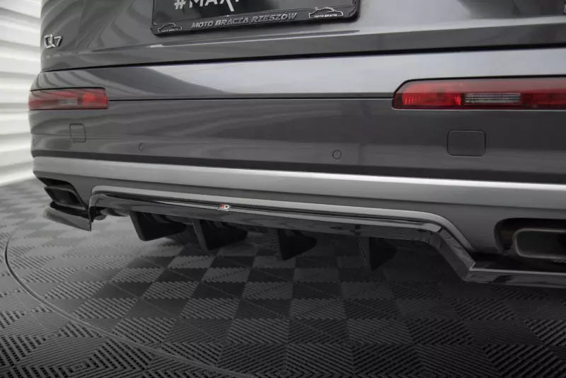 Maxton Design mittlerer Heckdiffusor DTM Look für Audi Q7 Mk2 Hochglanz schwarz – Ansicht 3