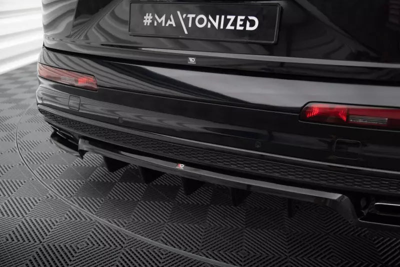 Maxton Design mittlerer Heckdiffusor DTM Look für Audi SQ7 Mk2 Hochglanz schwarz – Ansicht 2