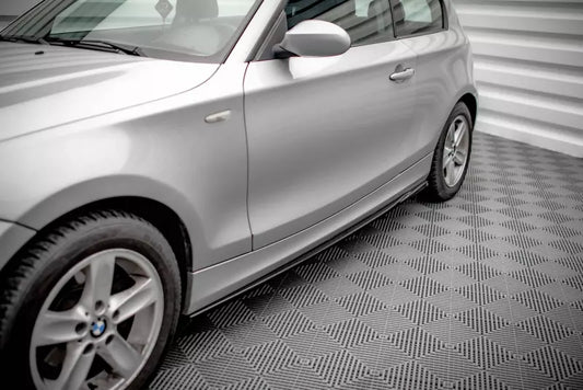 Maxton Design Seitenschweller (Paar) V.2 für BMW 1er E81 Facelift Hochglanz schwarz – Ansicht 1