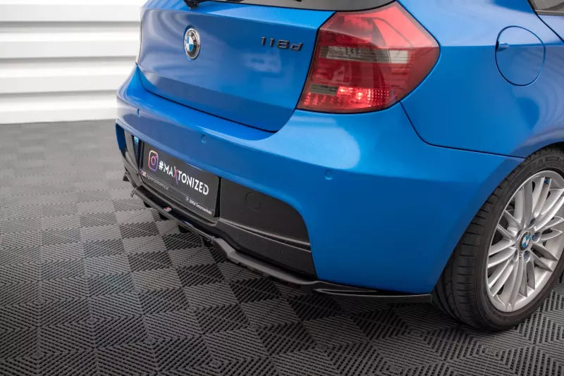 Maxton Design mittlerer Heckdiffusor DTM Look für BMW 1er M-Paket E87 Facelift Hochglanz schwarz – Ansicht 3