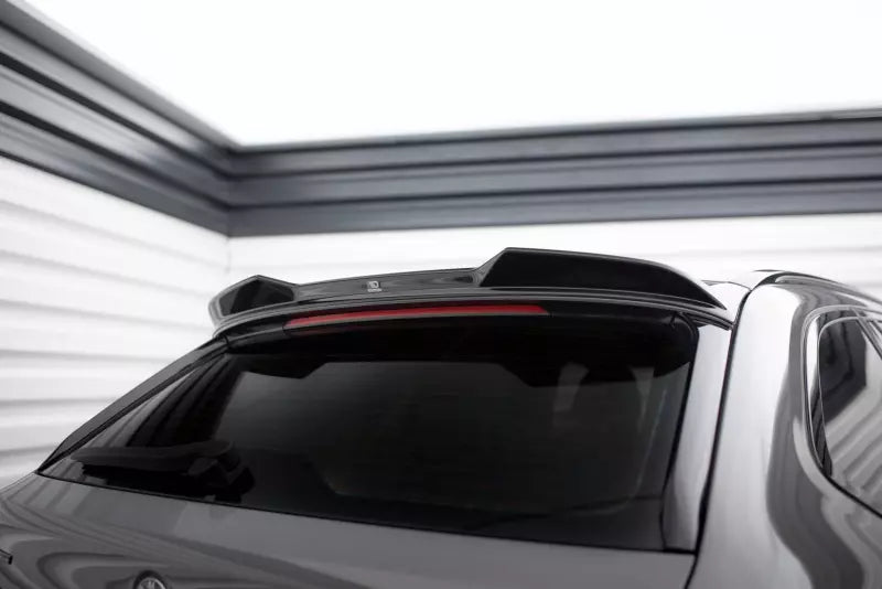 Maxton Design Heckspoiler 3D für BMW 5er Touring G31 2017-2023 Hochglanz schwarz – Ansicht 1