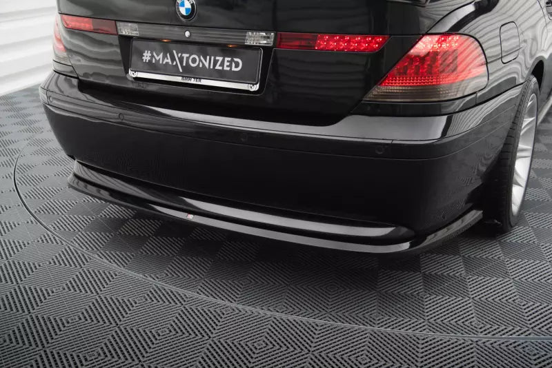 Maxton Design Heckdiffusor für BMW 7 E65 Hochglanz schwarz – Ansicht 1