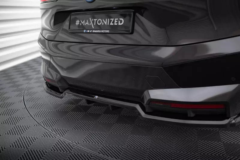 Maxton Design mittlerer Heckdiffusor DTM Look für BMW iX M-Paket i20 Hochglanz schwarz – Ansicht 3